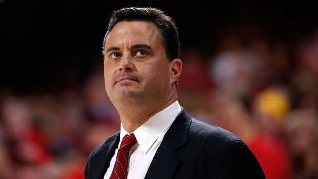 sean-miller-staying-arizona.jpg